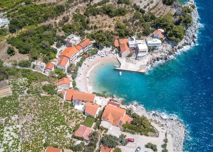 Kuca Na Plazi בית נופש