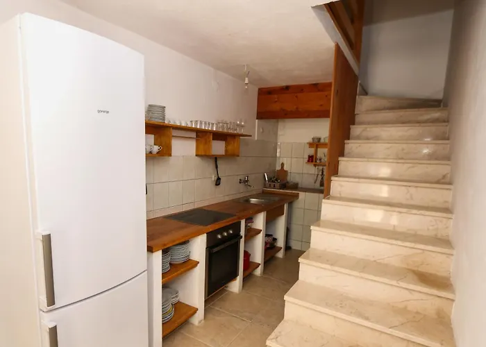 בית נופש Kuca Na Plazi Podobuče